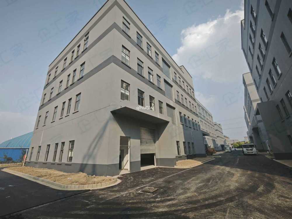 政府园区,交通方便,配套齐全