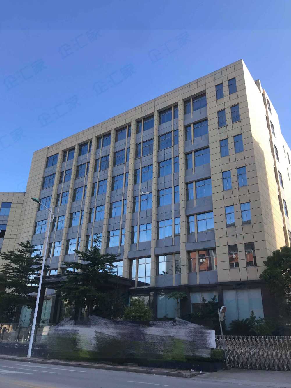 交通便利,独栋,免费停车