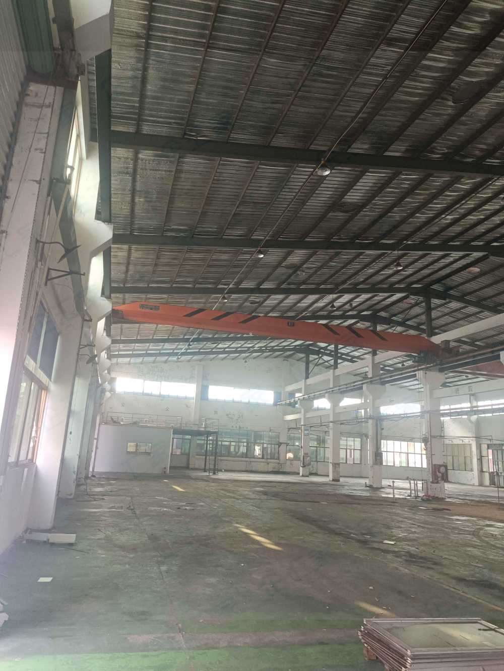 独门独院,建材园,滴水8米以上