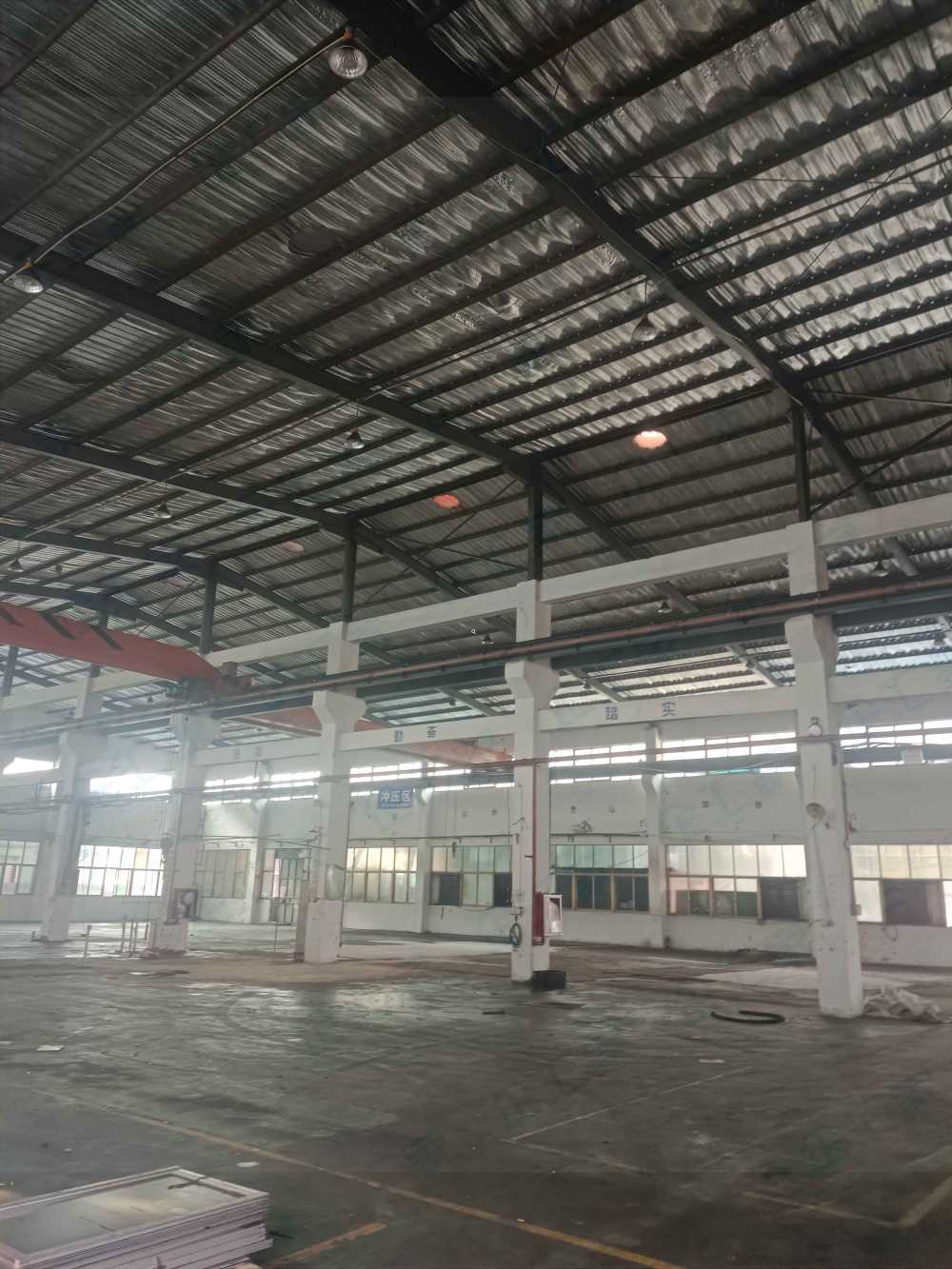 独门独院,建材园,滴水8米以上
