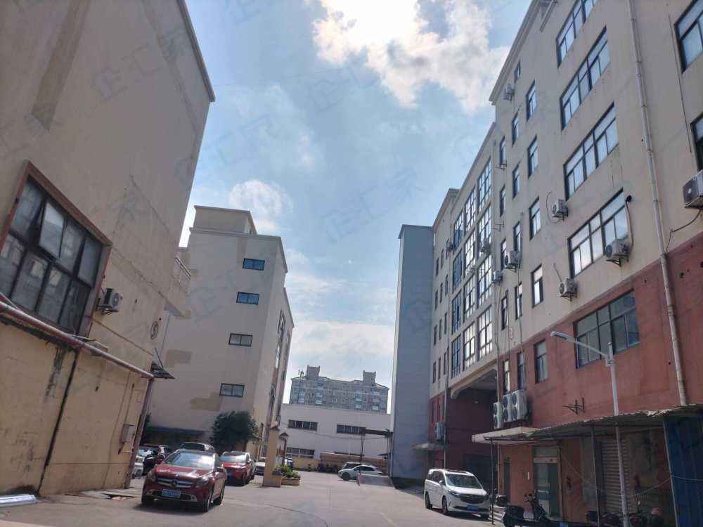 近地铁 ,单价低