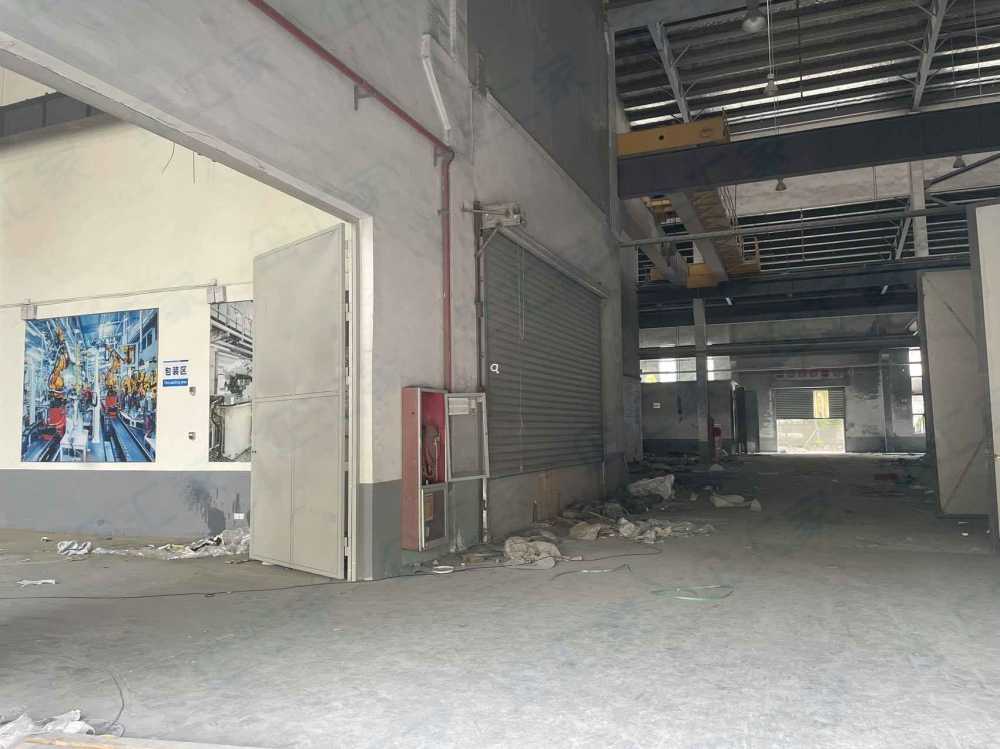 独门独院,层高14米