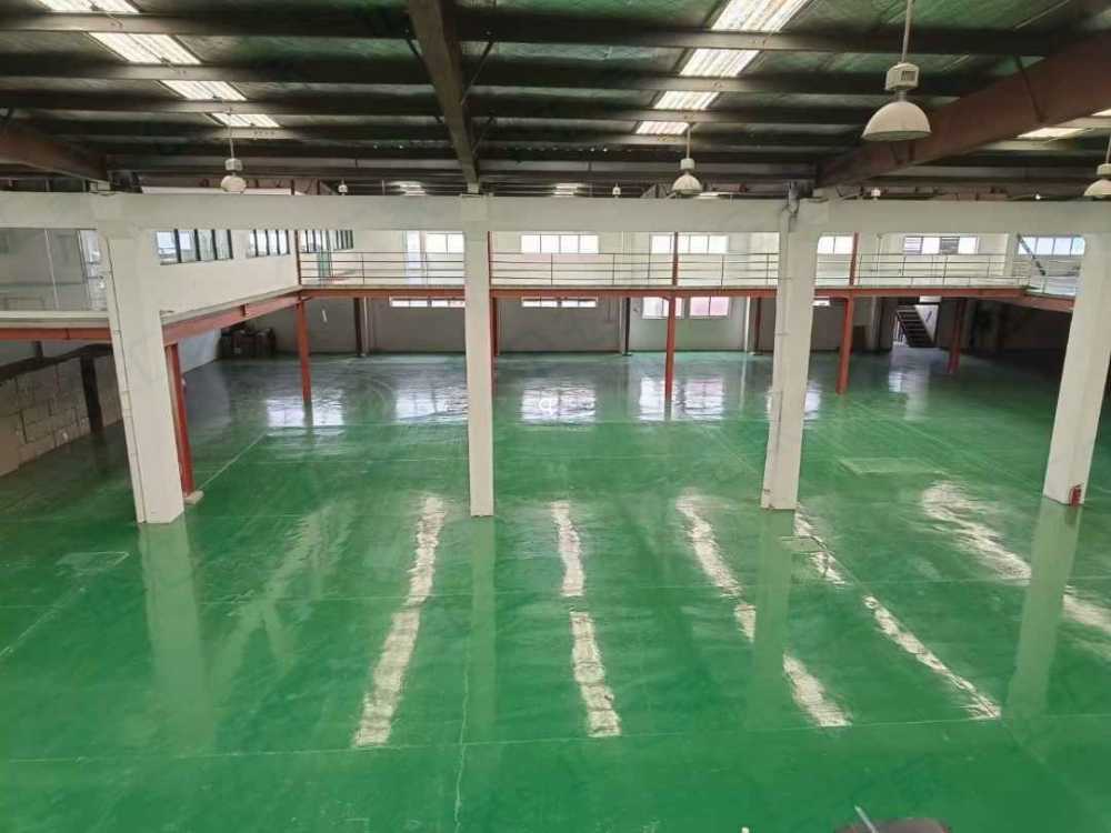 火车头厂房,带行车,办公室