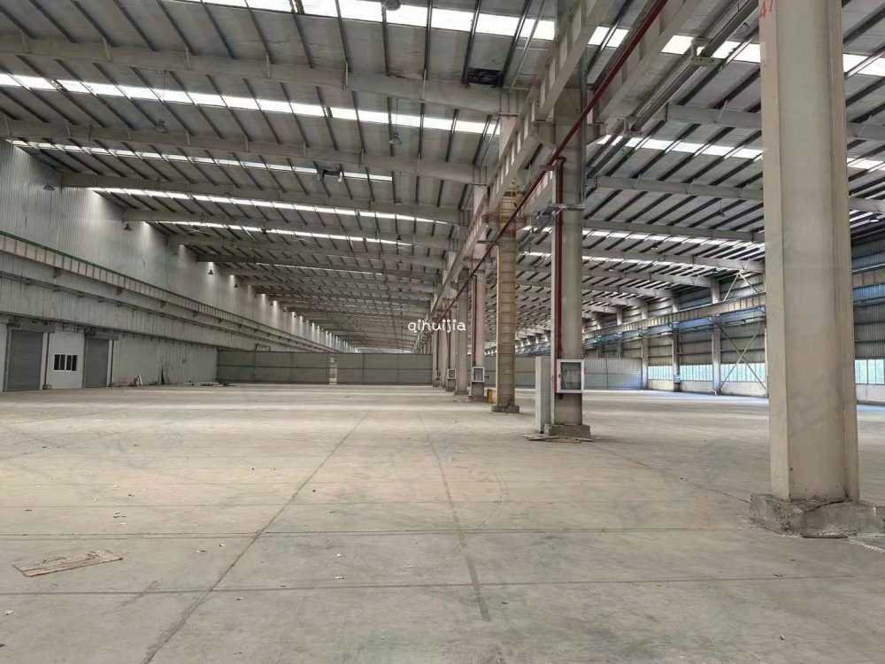 层高14,场地大,配电2500kva