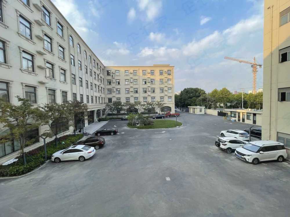 精装修,环氧地坪,带空调