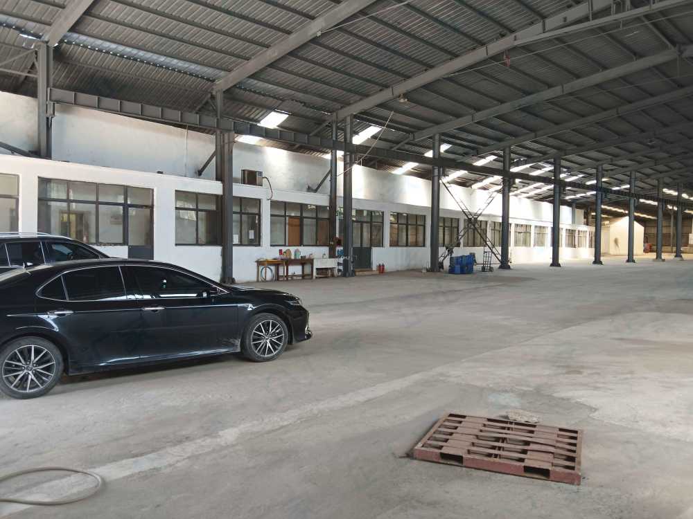 独门独院,交通便利,办公住宿