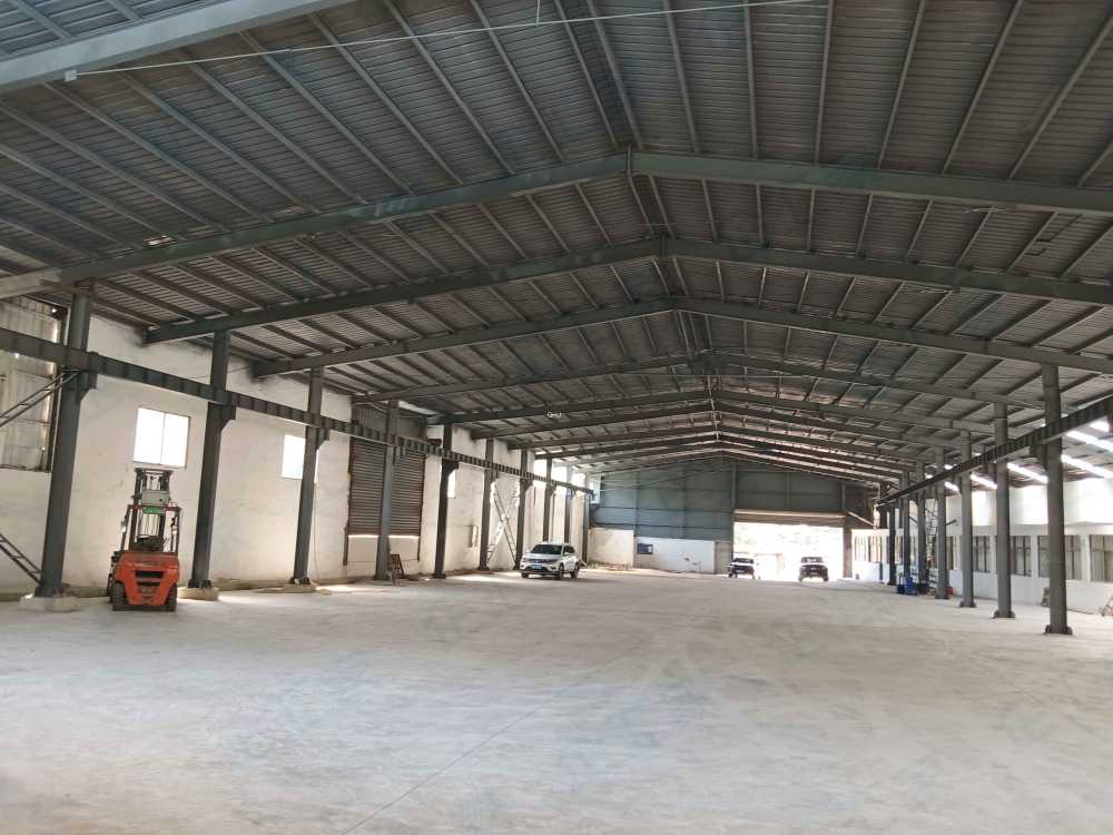 独门独院,交通便利,办公住宿