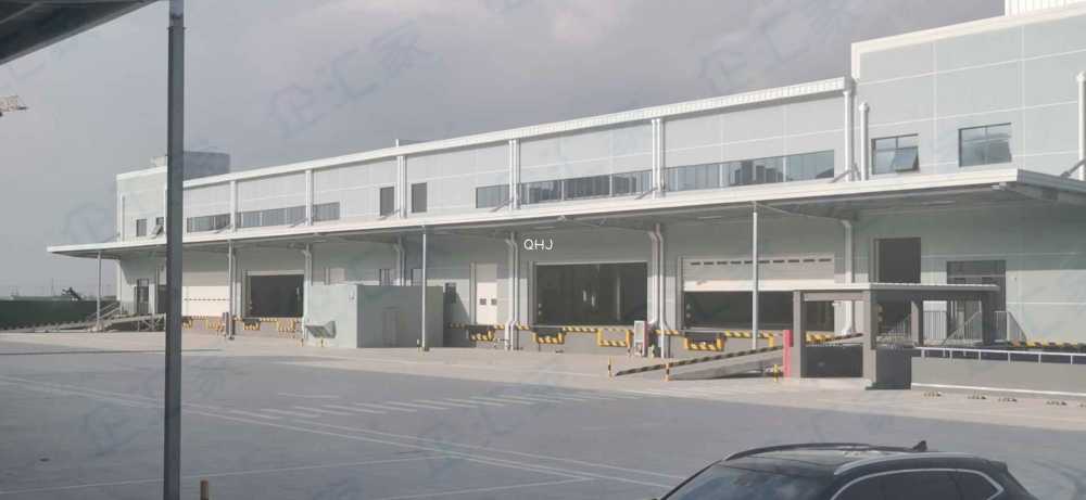新区坡道库招租