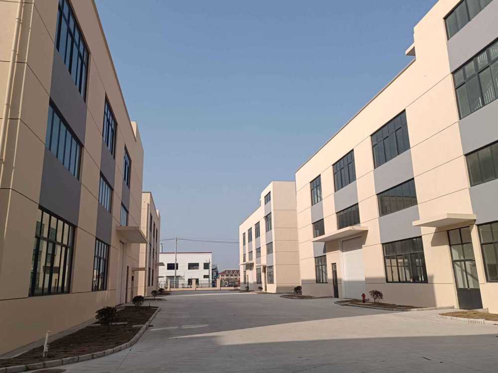 独院新建厂房出售,产权50年,税收每平方100元