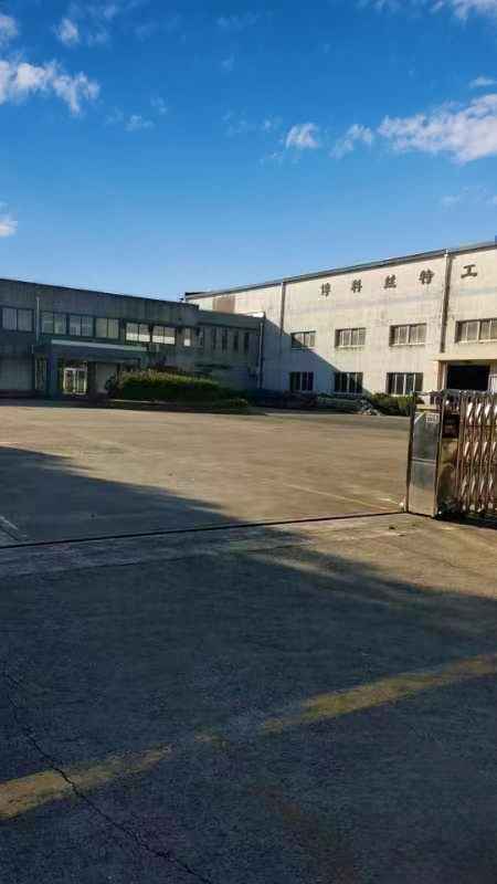 层高：13米, 行车10吨多部,配电500KV可增容