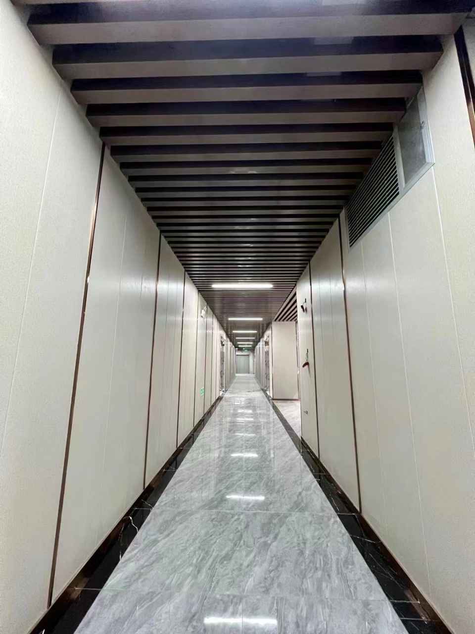 精装办公室,空中花园集休闲商务