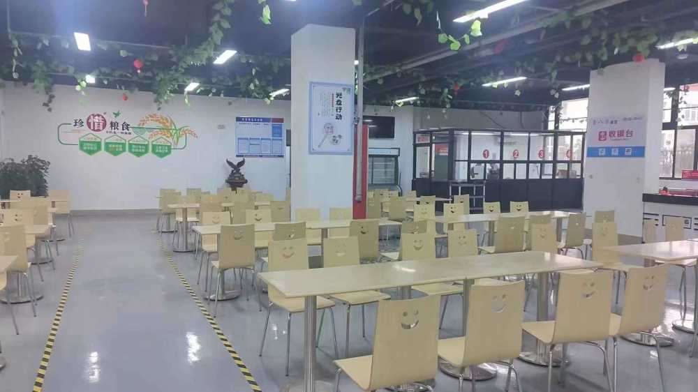 丙二类消防,区政府5km