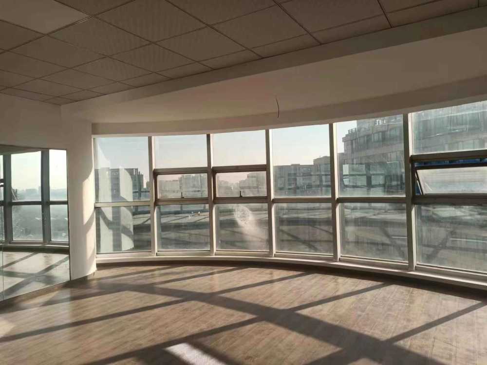 精装配空调,可注册