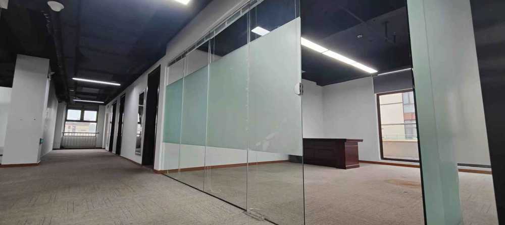 四面环窗采光