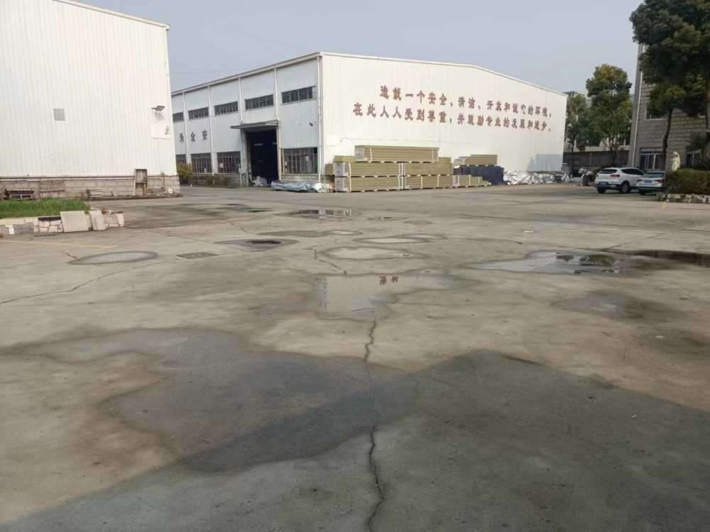 配套食堂,厂房场地大,距离S7高架3公里