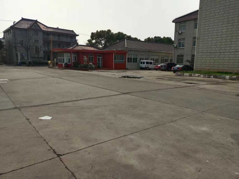 配套食堂,厂房场地大,距离S7高架3公里