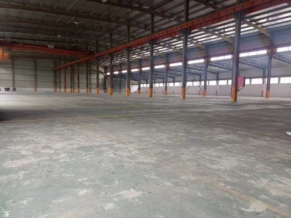 配套食堂,厂房场地大,距离S7高架3公里