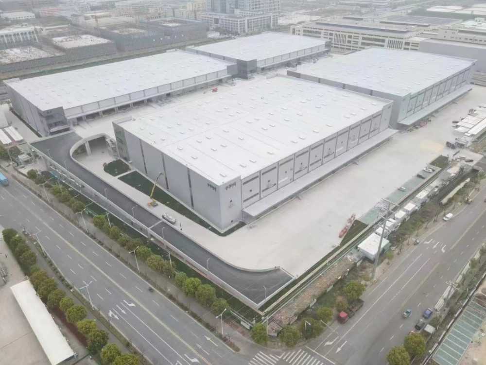 层高9米,丙二类消防