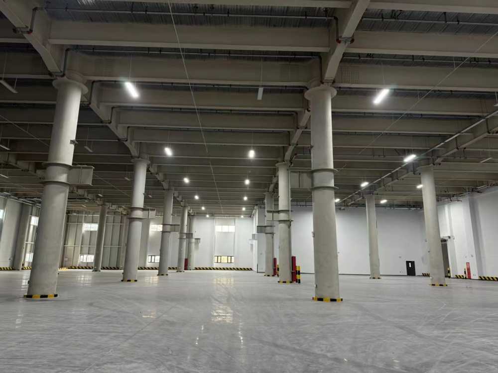 三层坡道库,净高9米