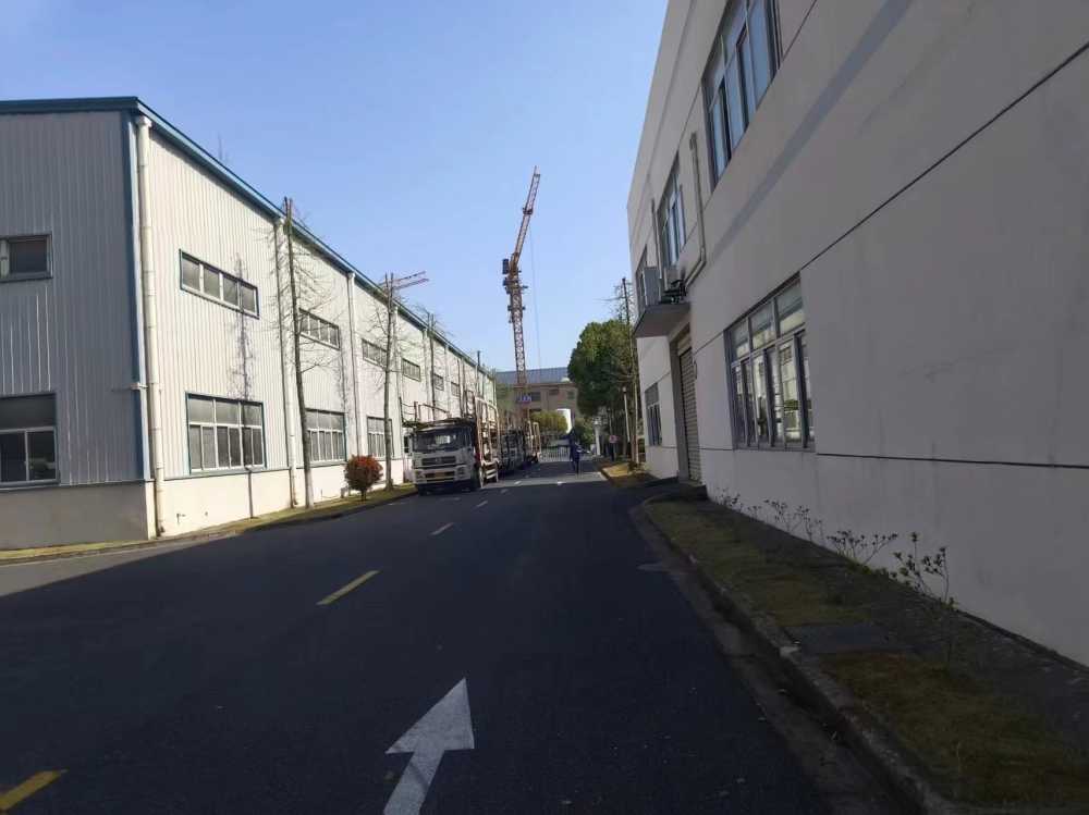 层高12米,可分租