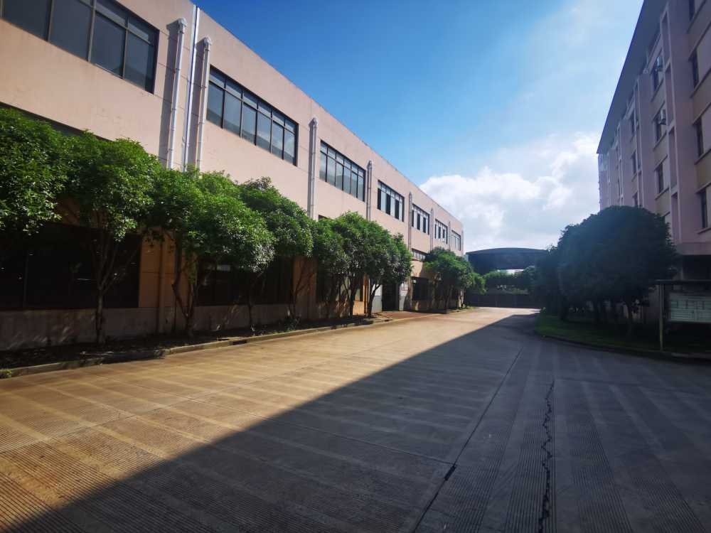 配套齐全，可整租可分租
