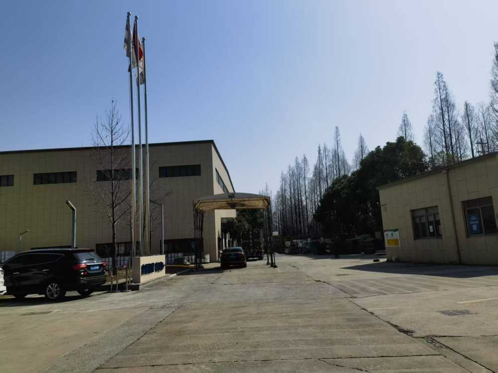 有行车轨道能架20吨以下行车，,丙类 ，
