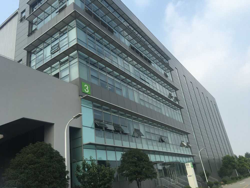 丙二类，,可生产可仓储，,可分租，