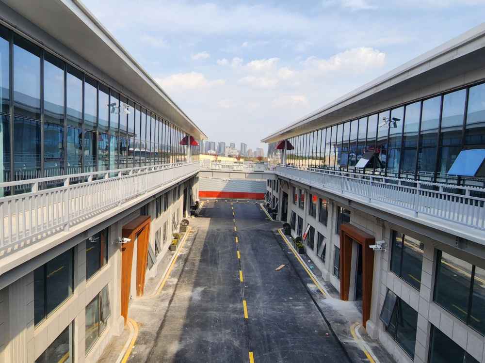 企业研发办公，,总部基地，,各类展厅，