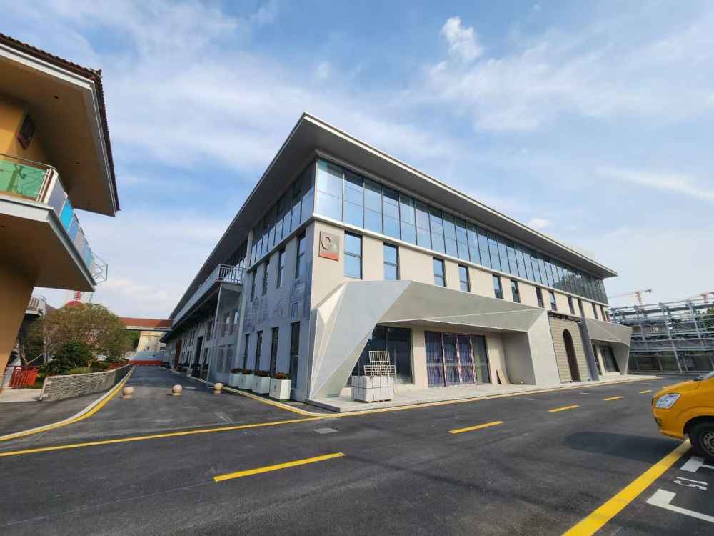 企业研发办公，,总部基地，,各类展厅，